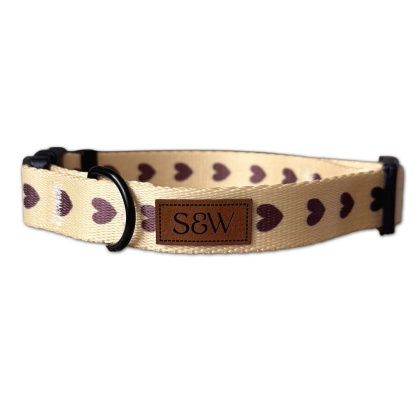 Obroża dla psa w serduszka, kremowa, regulowana z klamrą – Psiamore