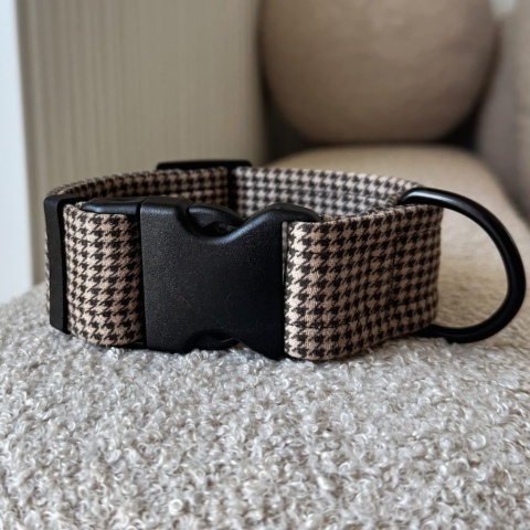 Obroża dla psa regulowana z klamrą – zamszowa pepitka beżowa | dla małych i dużych psów (1,5 / 2 / 3,8 cm)