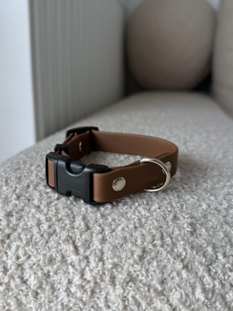 Obroża regulowana TPU (16mm), brązowa, Chocolate Brown, 18-25cm
